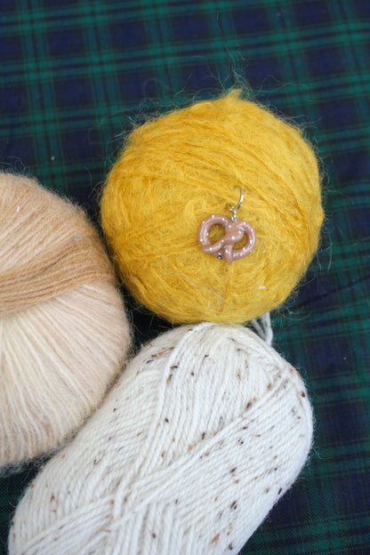 Bretzel - Marqueur tricot